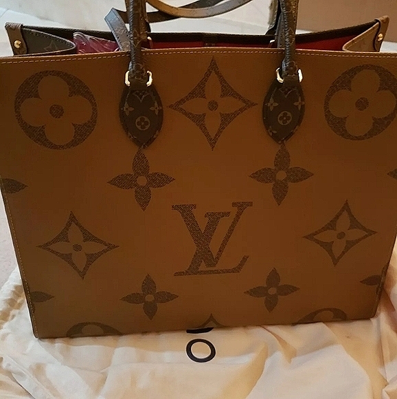 Monogram Giant OnTheGo GM Tote Reverse Canvas Brown Torron Handles Italy - Picture 12 of 17